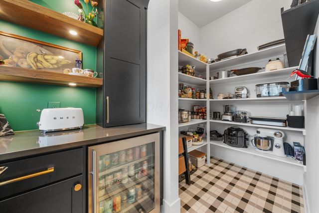 2254 Walnut Way, Lewis Center, OH 43035