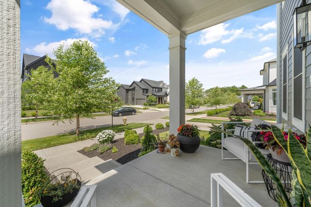 2254 Walnut Way, Lewis Center, OH 43035