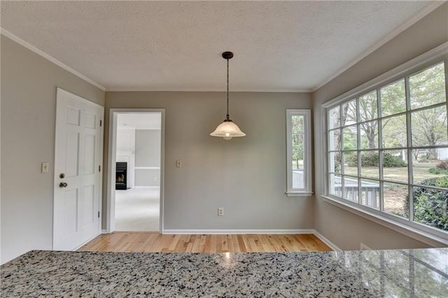 2451 Meadowglen Trail, Snellville, GA 30078