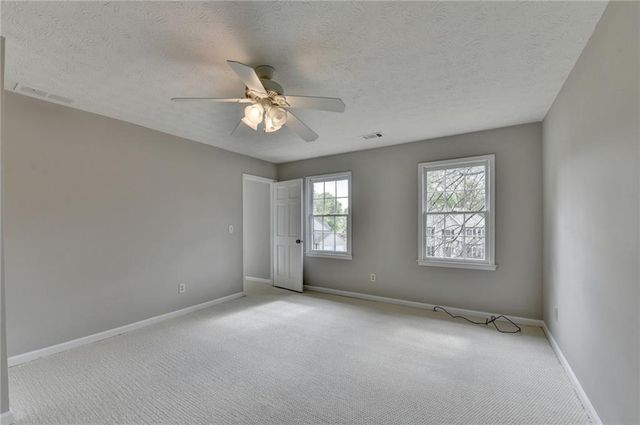 2451 Meadowglen Trail, Snellville, GA 30078