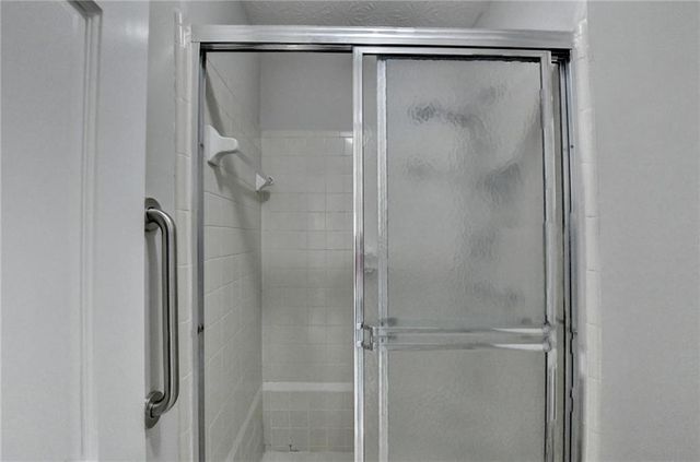 2451 Meadowglen Trail, Snellville, GA 30078