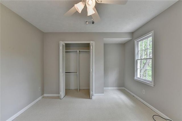 2451 Meadowglen Trail, Snellville, GA 30078