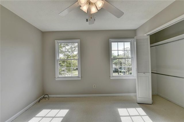 2451 Meadowglen Trail, Snellville, GA 30078