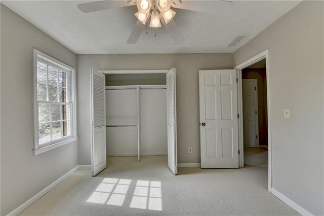 2451 Meadowglen Trail, Snellville, GA 30078