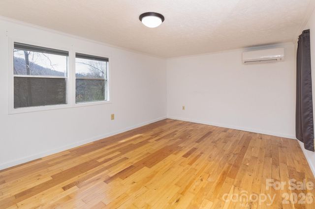 20 Ox Creek Road, Weaverville, NC 28787