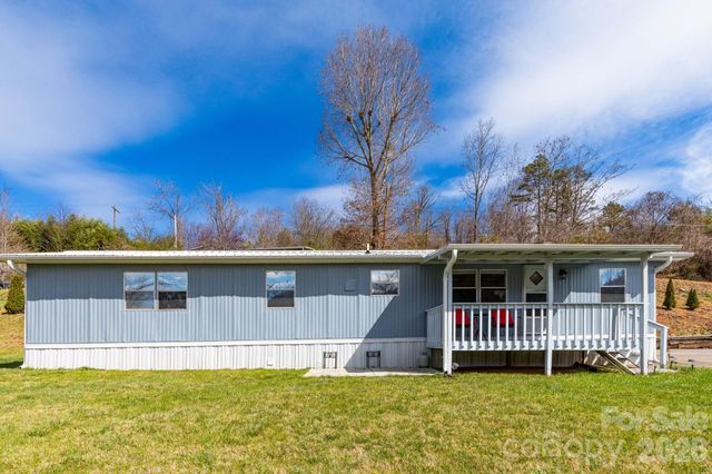 20 Ox Creek Road, Weaverville, NC 28787