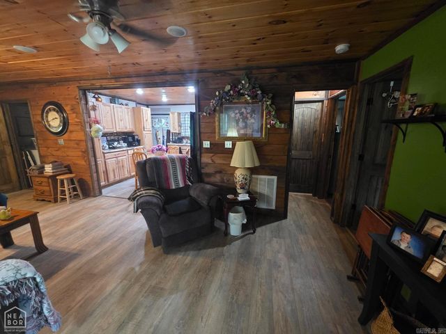 36 Indian Avenue, Cherokee Village, AR 72529