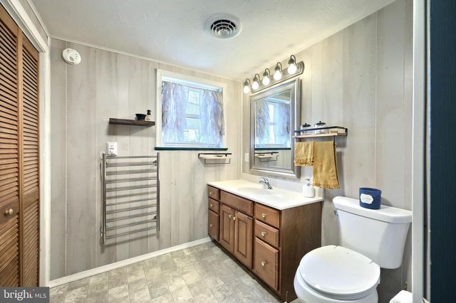 776 CHURCH RD, York, PA 17404