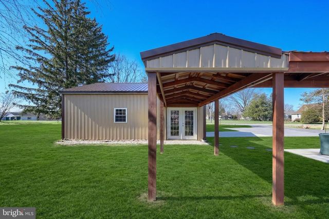 776 CHURCH RD, York, PA 17404