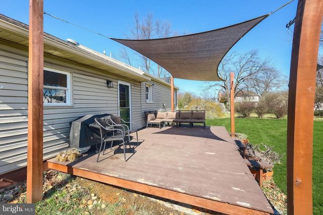 776 CHURCH RD, York, PA 17404