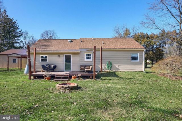 776 CHURCH RD, York, PA 17404