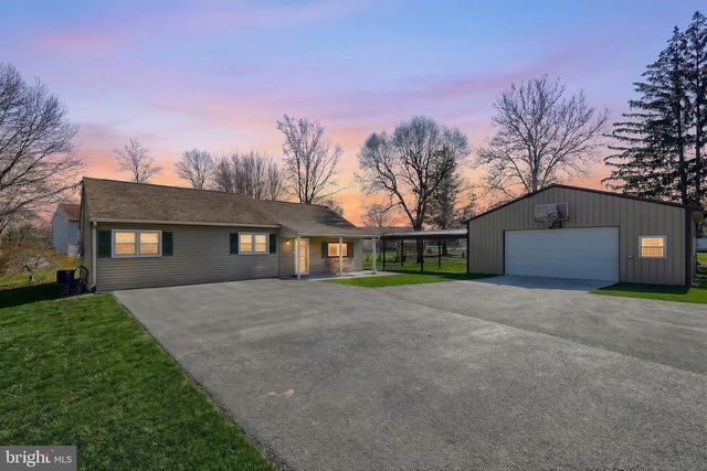 776 CHURCH RD, York, PA 17404