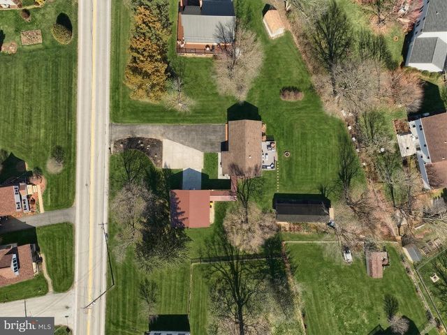 776 CHURCH RD, York, PA 17404