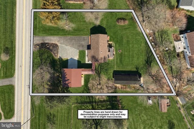 776 CHURCH RD, York, PA 17404