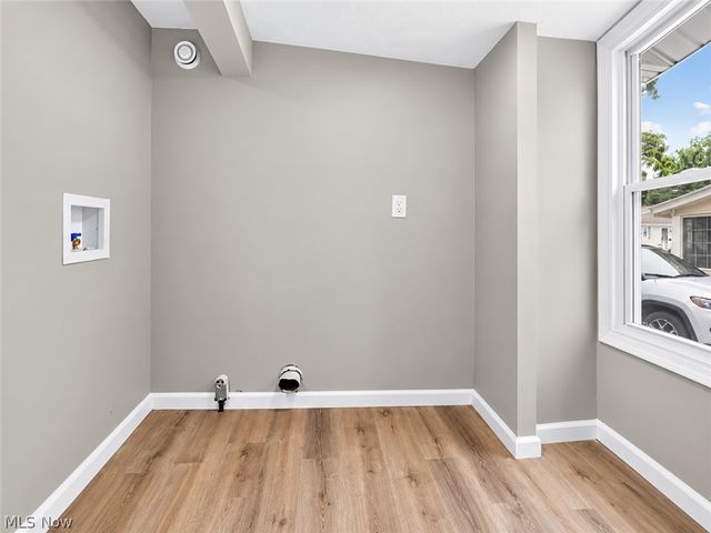 5605 Chagrin Drive, Mentor On The Lake, OH 44060