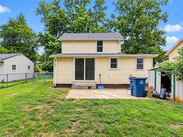 5605 Chagrin Drive, Mentor On The Lake, OH 44060