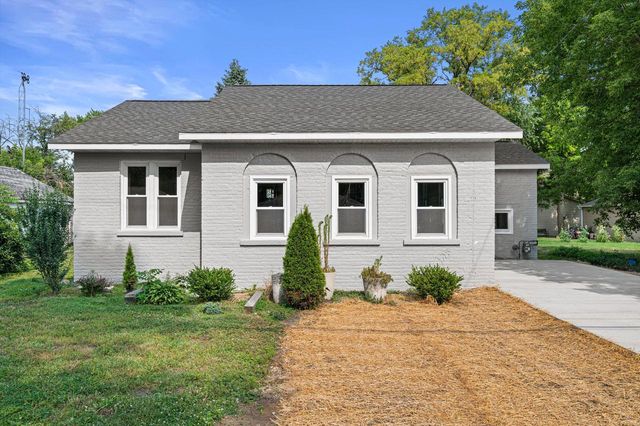 9013 26th AVENUE, Kenosha, WI 53143