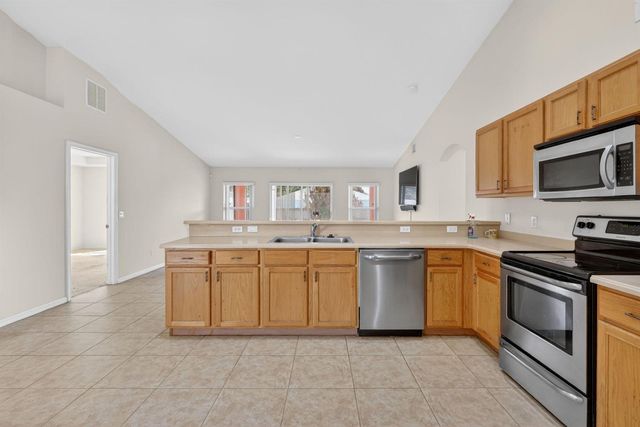 1885 SW Morelia Lane, Port St. Lucie, FL 34953