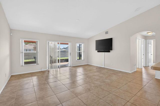 1885 SW Morelia Lane, Port St. Lucie, FL 34953