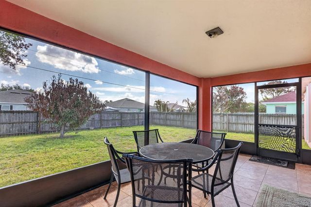 1885 SW Morelia Lane, Port St. Lucie, FL 34953