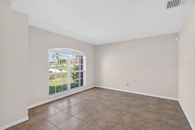 1885 SW Morelia Lane, Port St. Lucie, FL 34953