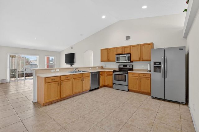 1885 SW Morelia Lane, Port St. Lucie, FL 34953
