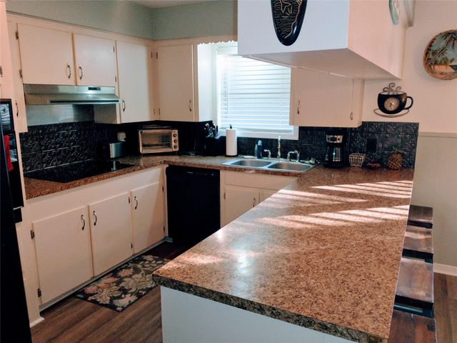 1500 Andrea Drive, Bay City, TX 77414