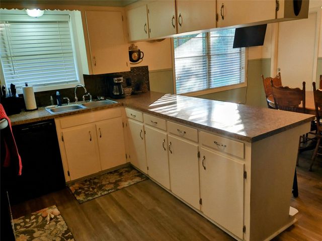 1500 Andrea Drive, Bay City, TX 77414