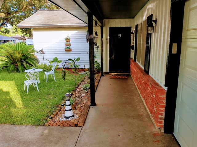 1500 Andrea Drive, Bay City, TX 77414