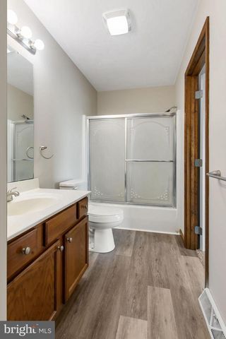 10 HOMESTEAD DR, Gettysburg, PA 17325