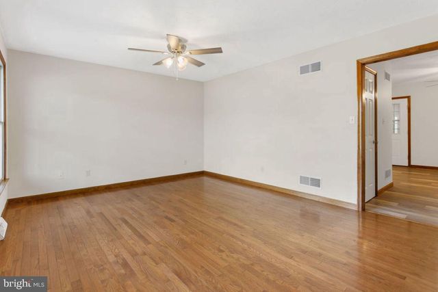 10 HOMESTEAD DR, Gettysburg, PA 17325