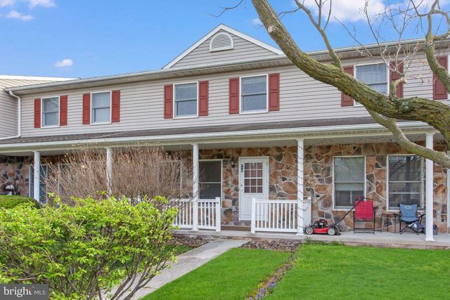 10 HOMESTEAD DR, Gettysburg, PA 17325
