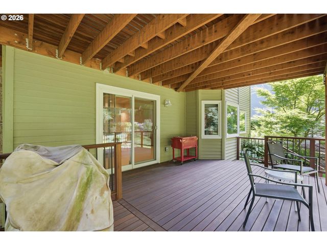 2513 OREGON CITY Blvd, West Linn, OR 97068