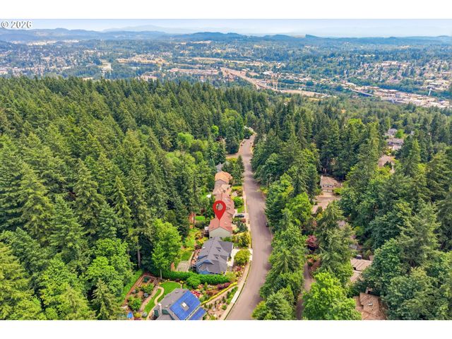 2513 OREGON CITY Blvd, West Linn, OR 97068