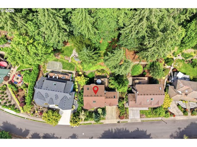 2513 OREGON CITY Blvd, West Linn, OR 97068