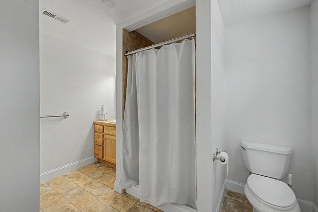 792 Ryan Road, Northampton, MA 01062