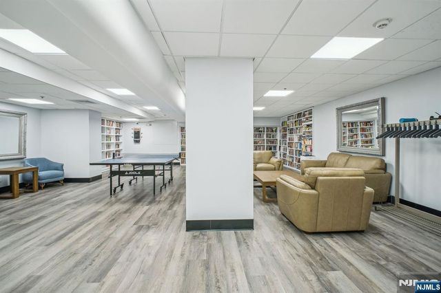 555 North Avenue 16-N, Fort Lee, NJ 07024