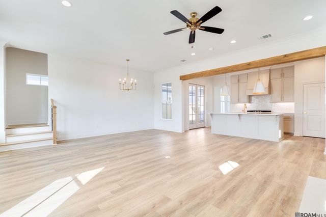 1322 Market Square Rd, Zachary, LA 70791