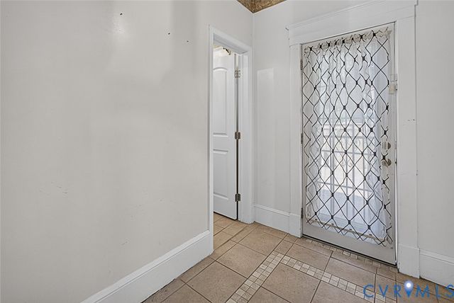 1658 Monticello St, Petersburg, VA 23805