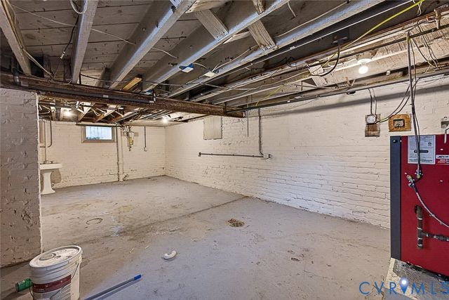 1658 Monticello St, Petersburg, VA 23805