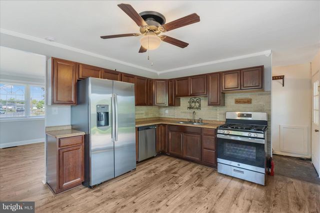 301 8TH AVE SE, Glen Burnie, MD 21061