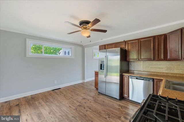 301 8TH AVE SE, Glen Burnie, MD 21061