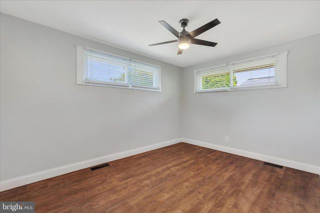 301 8TH AVE SE, Glen Burnie, MD 21061