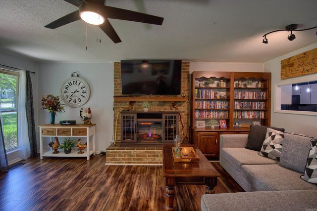 13908 Alexander Road, Alexander, AR 72002