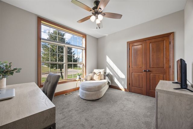 932 Prescot Lane, Marion, IA 52302