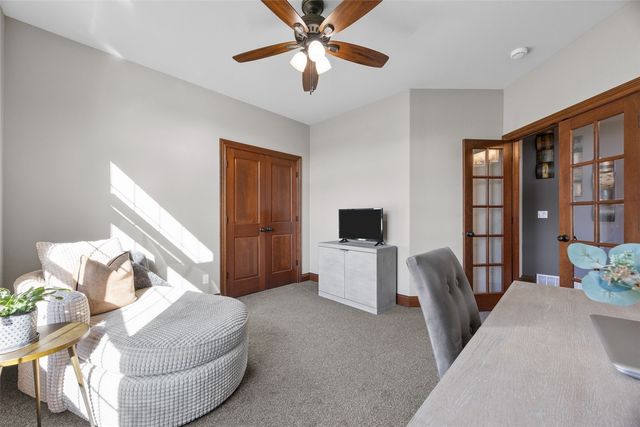 932 Prescot Lane, Marion, IA 52302