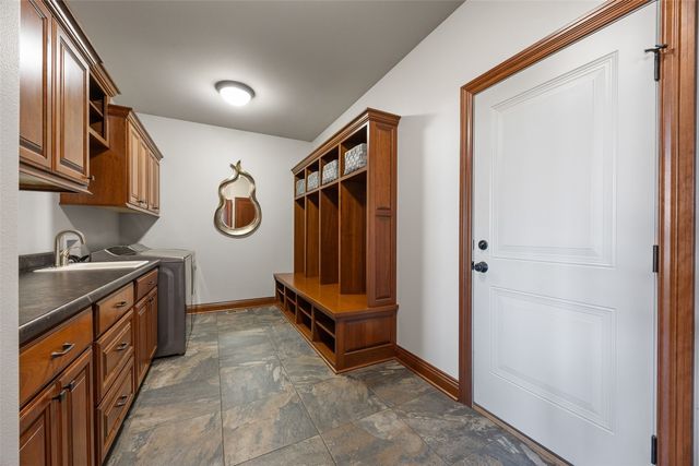 932 Prescot Lane, Marion, IA 52302