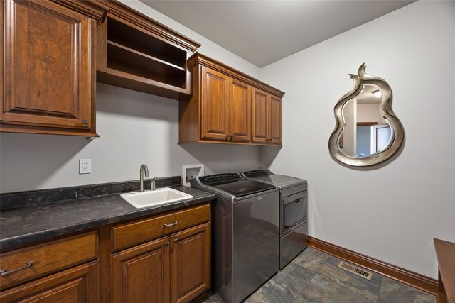 932 Prescot Lane, Marion, IA 52302