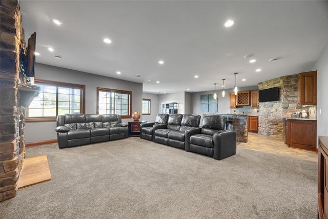 932 Prescot Lane, Marion, IA 52302