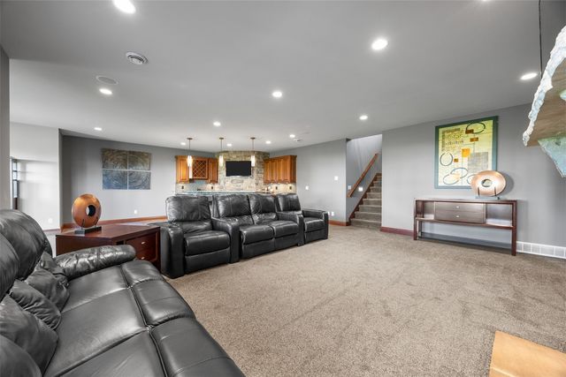 932 Prescot Lane, Marion, IA 52302